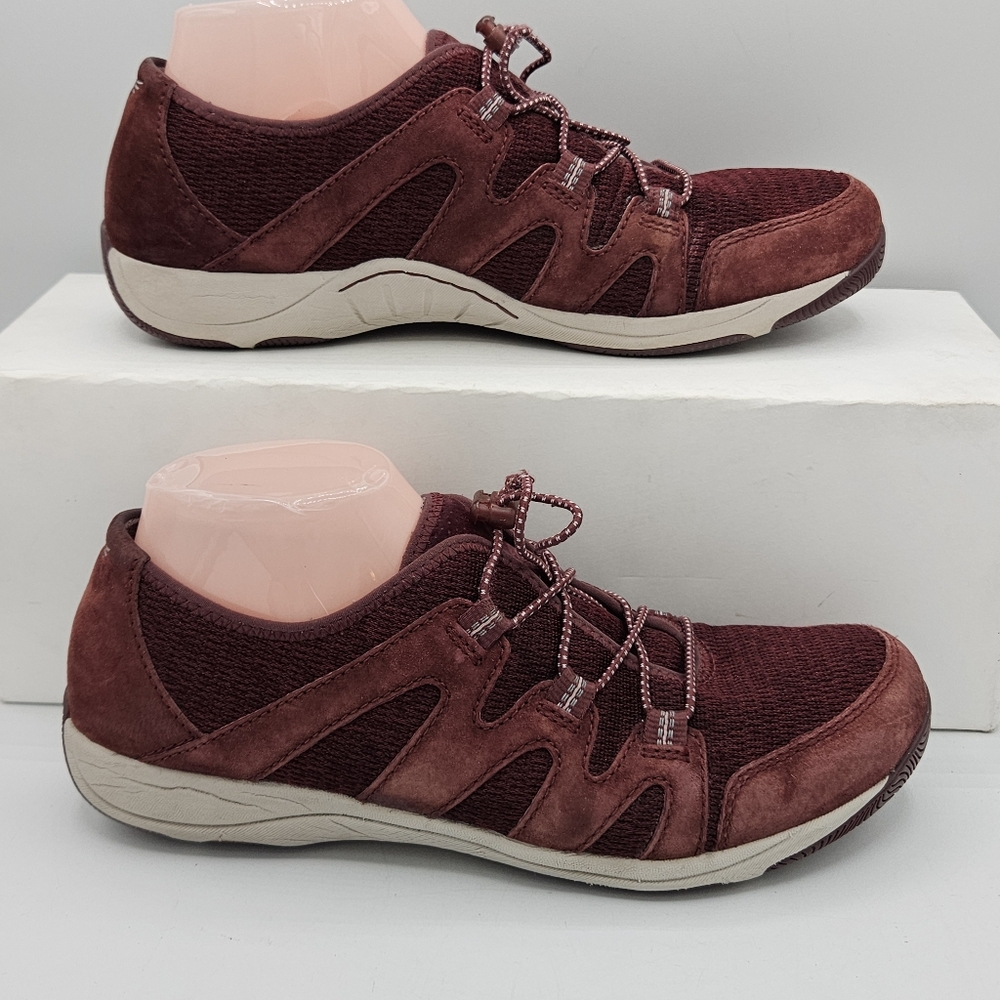 Dansko Holland suede wine / burgundy shoes size 40 us size 9.5 / 10
